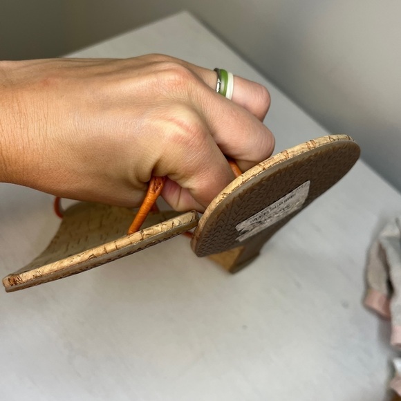 Micheal Kors Orange Leather and Cork Wedge Thong Sandal 9.5 - Picture 6 of 11